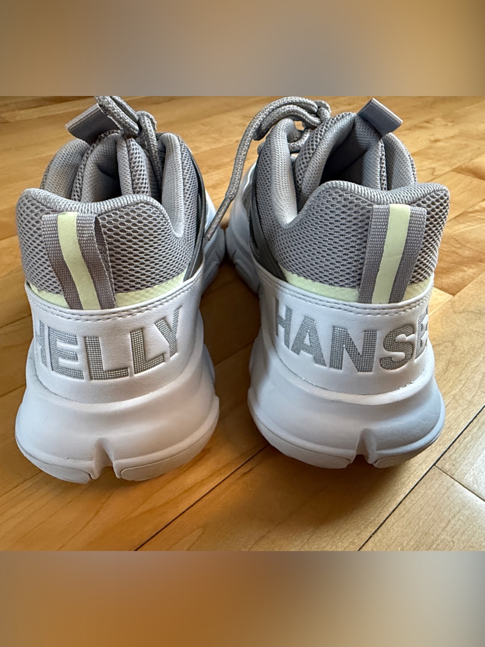 Helly Hansen Womens Lumineer Viz-Lite Commuter Hi-Vis Sneakers - Picture 3 of 9